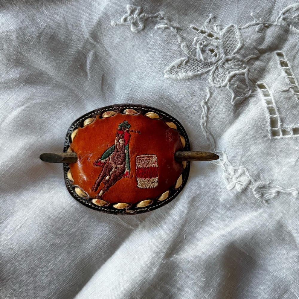 Tony Lama Barrel Racer Hair Clip